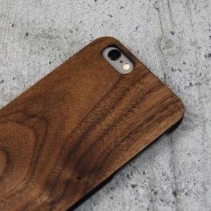 Woodcessories EcoCase Classic für iPhone 6/6s - walnut+black - Backcover - Hardcover (ECO012)