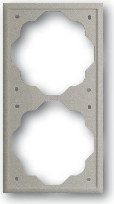 Busch-Jaeger 1754-0-2528. Produktfarbe: Champagner, Markenkompatibilität: Busch-Jaeger. Breite: 81 mm, Höhe: 152 mm, Dicke: 6 mm (2CKA001754A2528)