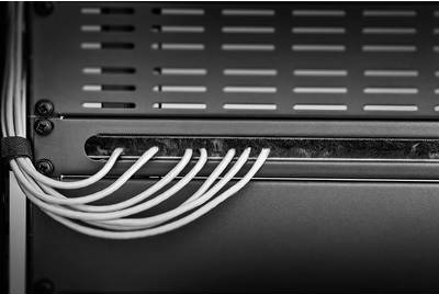 Renkforce RF-3429146 48,30cm (19)  Netzwerkschrank-Bürstenleiste 1 HE Schwarz (RF-3429146)